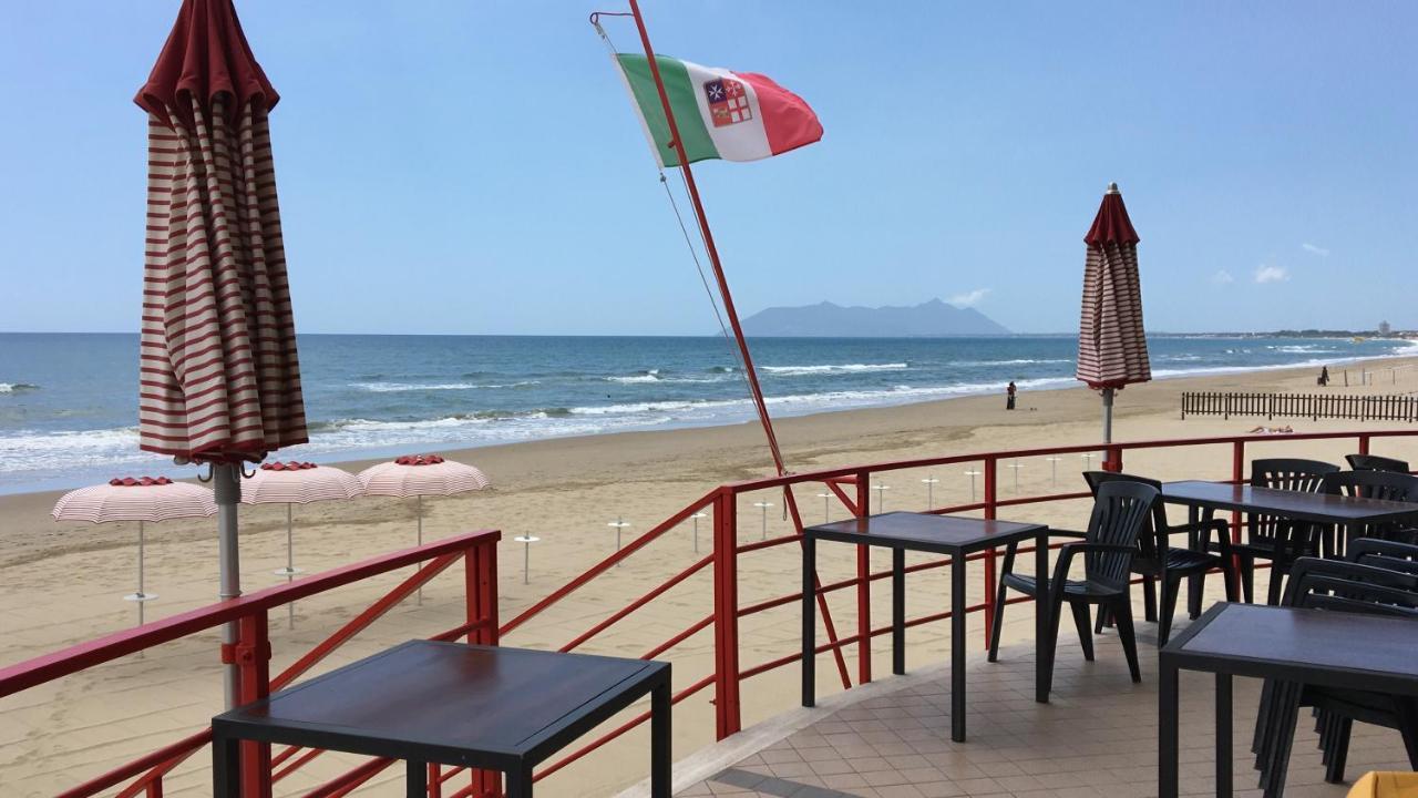 Beach Holiday Terracina Exterior foto